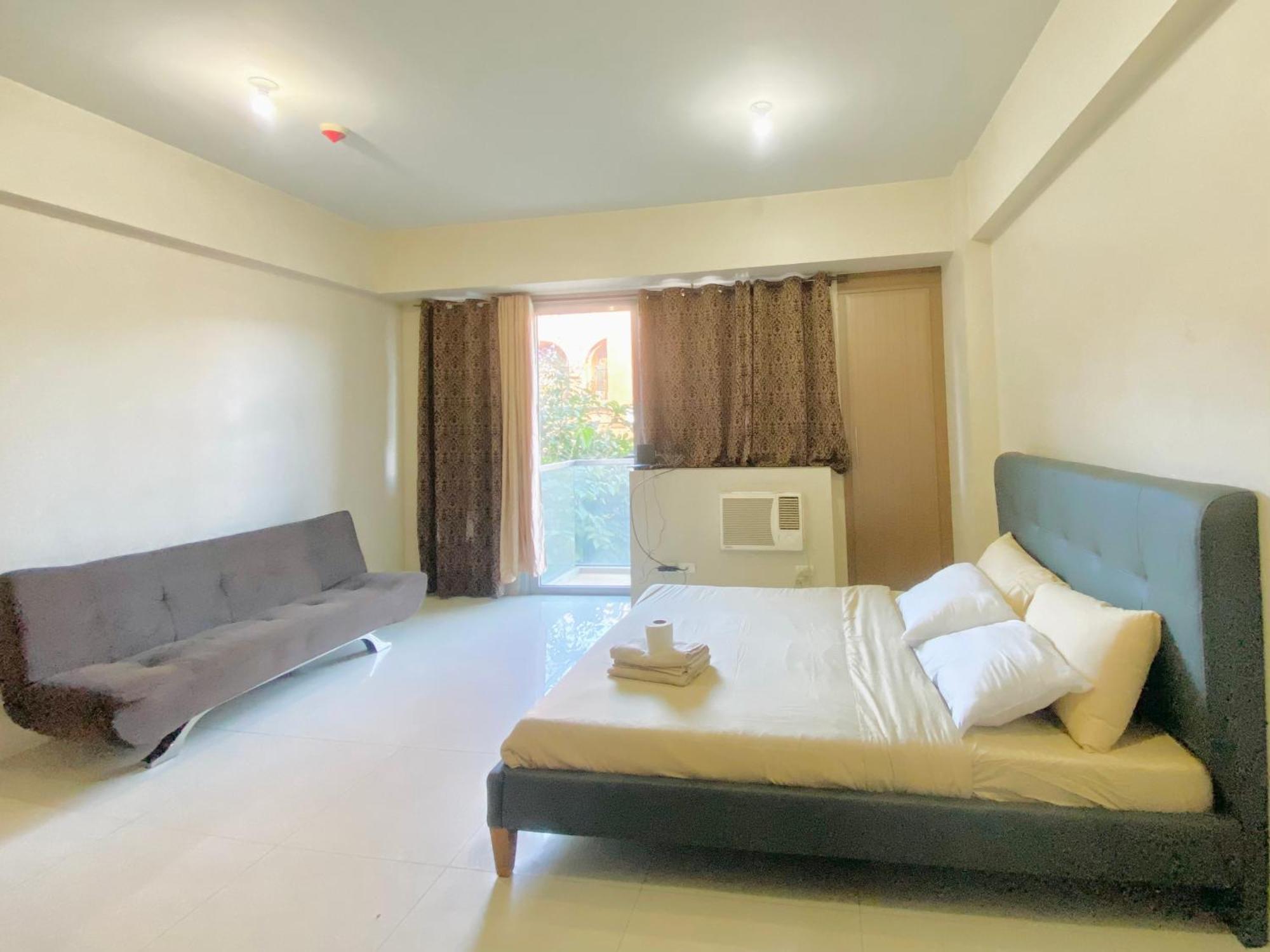 Luxury Hotel Type Condo Near Naia Manila Airport Paranaque City Exterior photo