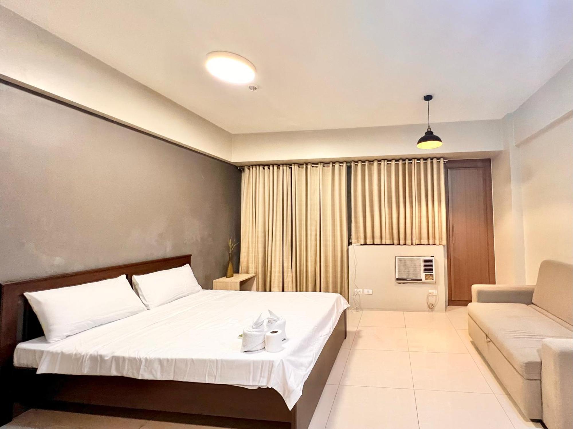 Luxury Hotel Type Condo Near Naia Manila Airport Paranaque City Exterior photo