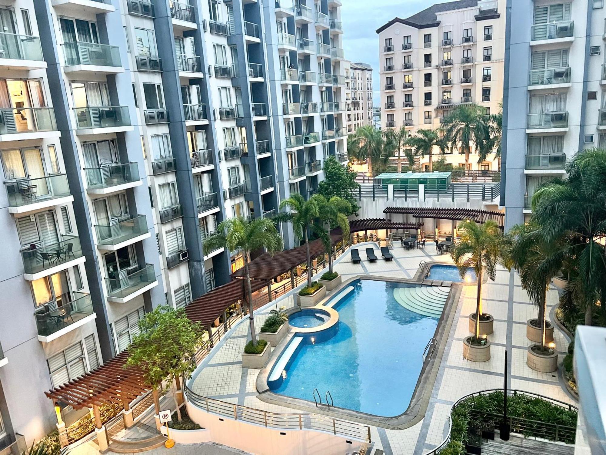 Luxury Hotel Type Condo Near Naia Manila Airport Paranaque City Exterior photo